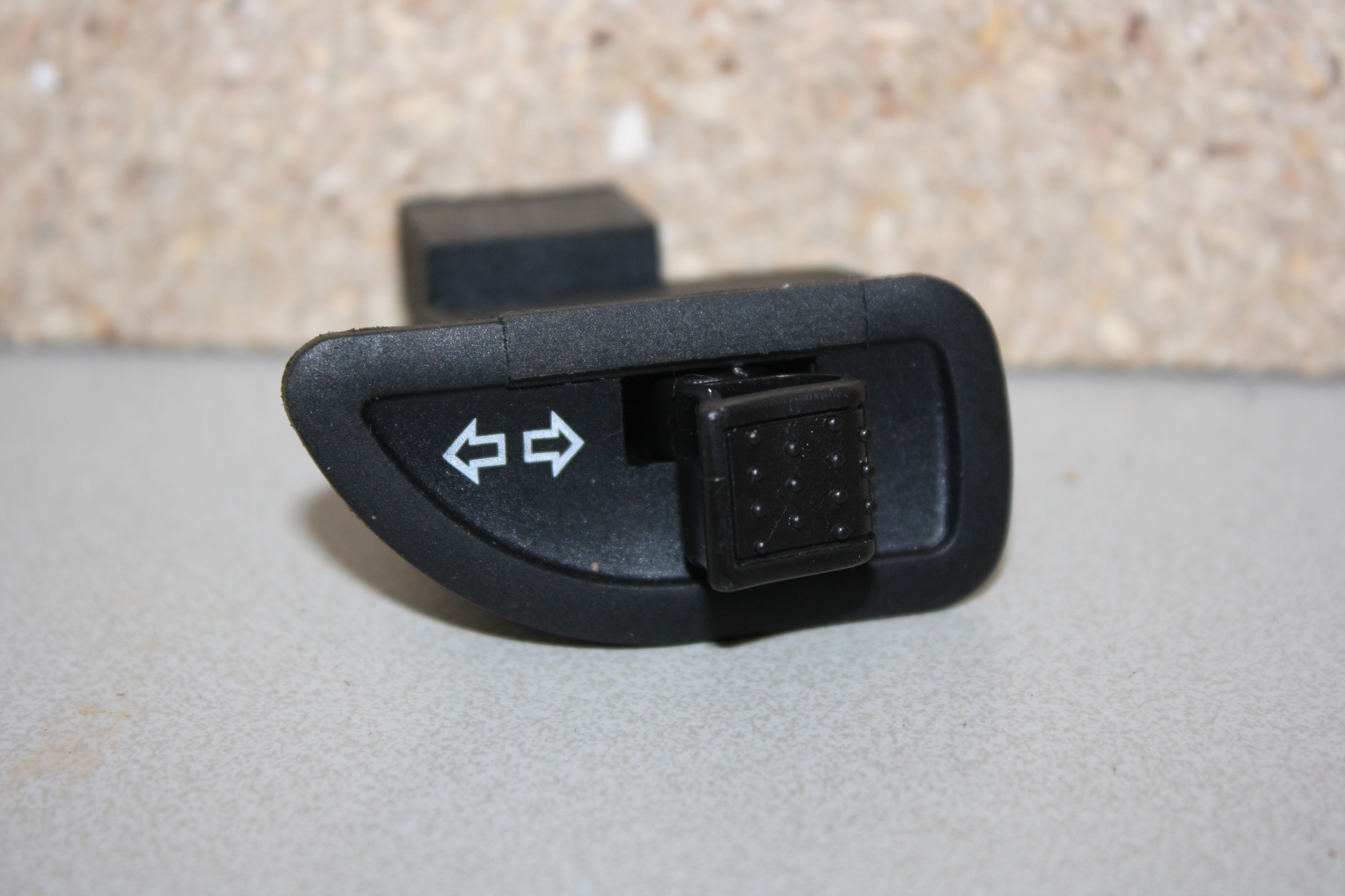 Blinkerschalter I PIAGGIO für GILERA/​PIAGGIO Runner FL/​RST Purejet/​ FX/​FXR/​VX/​VXR/​Fuoco/​Stalker/​Beverly/​Carnaby/​ Fly/​Hexagon/​Liberty/​NRG/​ TPH/​ZIP SP