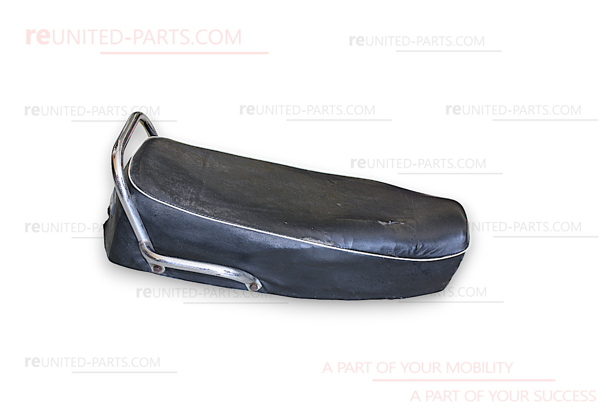 Sitzbank  - schwarz, mit Federkern, Sitzbezughülle neu und Haltegriff für den Beifahrer | Vespa/Piaggio PX 80-200 alt